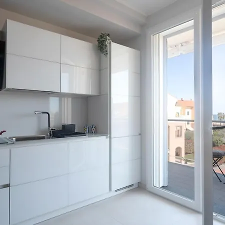 Loano-marina Grazioso ☆☆☆☆☆ Con Vista Mare *